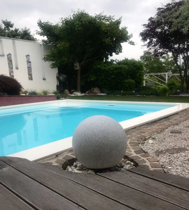 Ball lamp for terrace or garden